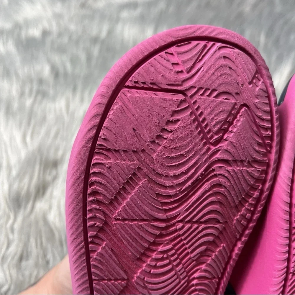 Girls Chaco Pink Slide Sandals Size 3